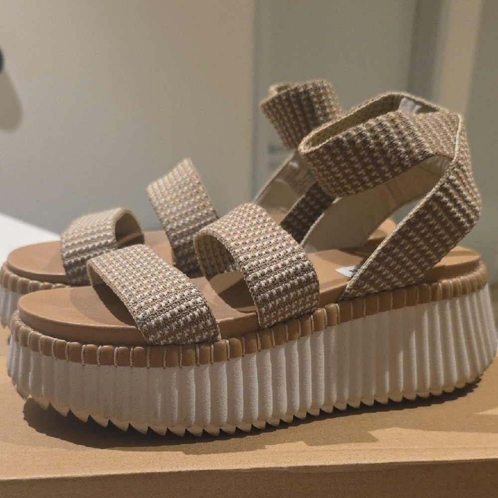 Steve Madden Tan and Cream Platform Sandals